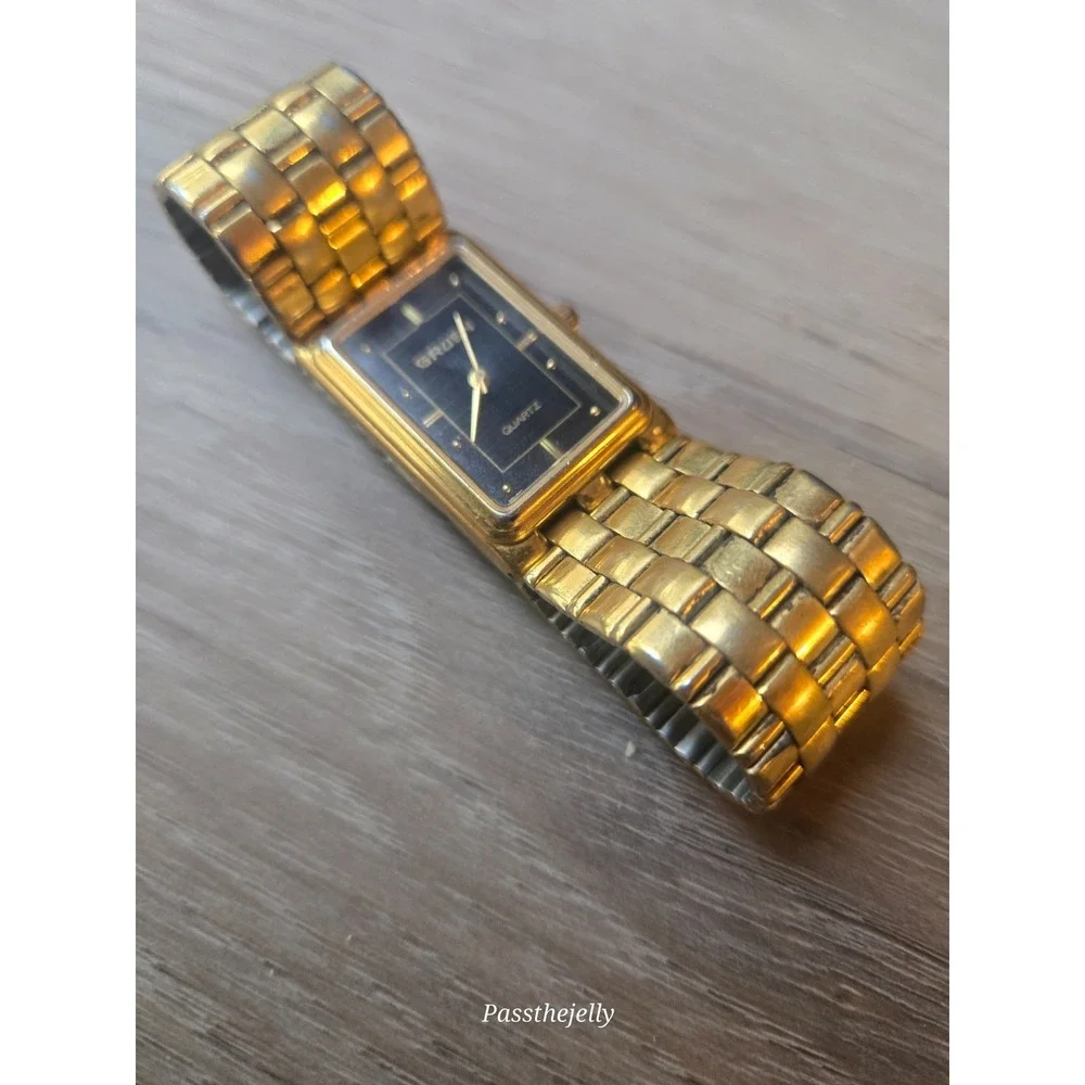 Vtg Gruen Watch Mens Tank Gold Tone Black Dial Retro Old Money